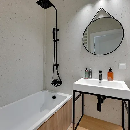 Garnizon By Downtown Apartment *